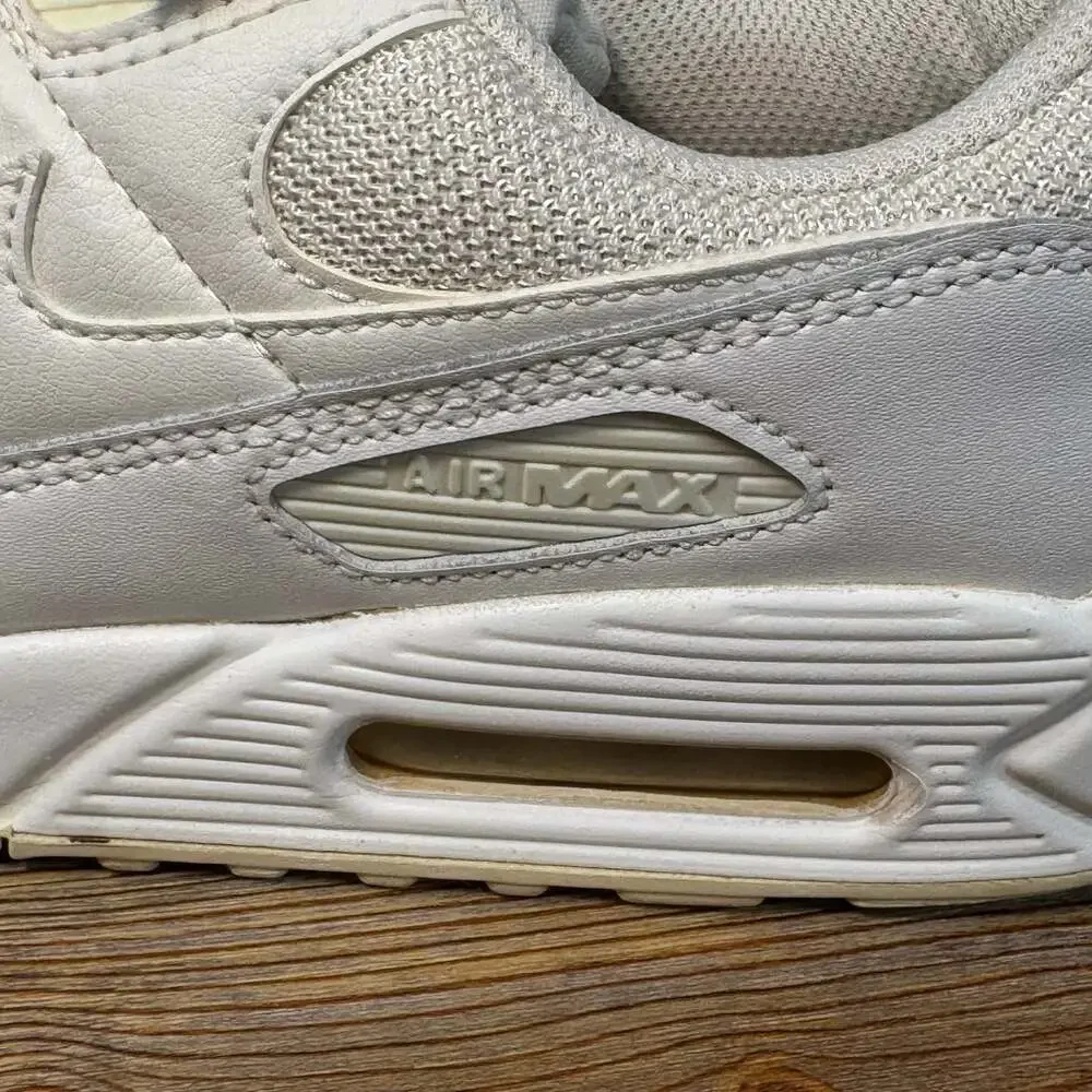 Nike Air Max 90 Triple White Sneakers Men’s Size 8 Women’s 9.5 CN8490-100